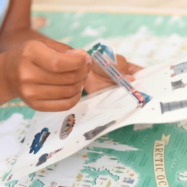 Produktbild Poppik Sticker Lernposter Weltreise
