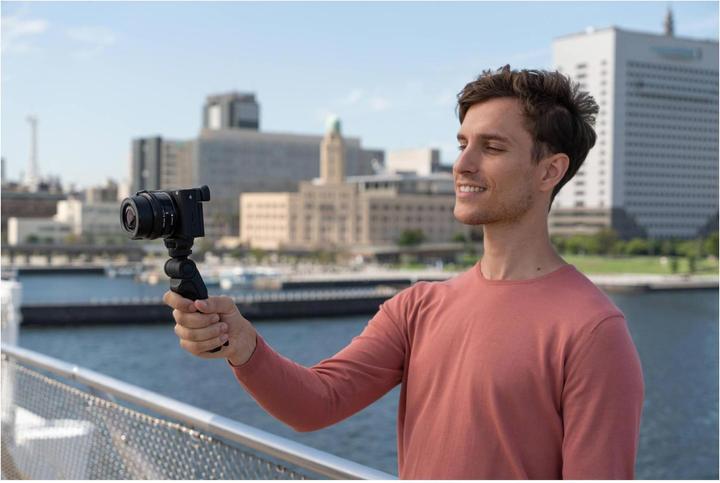 Actual product image Sony GP-VPT2BT (Handgrip)
