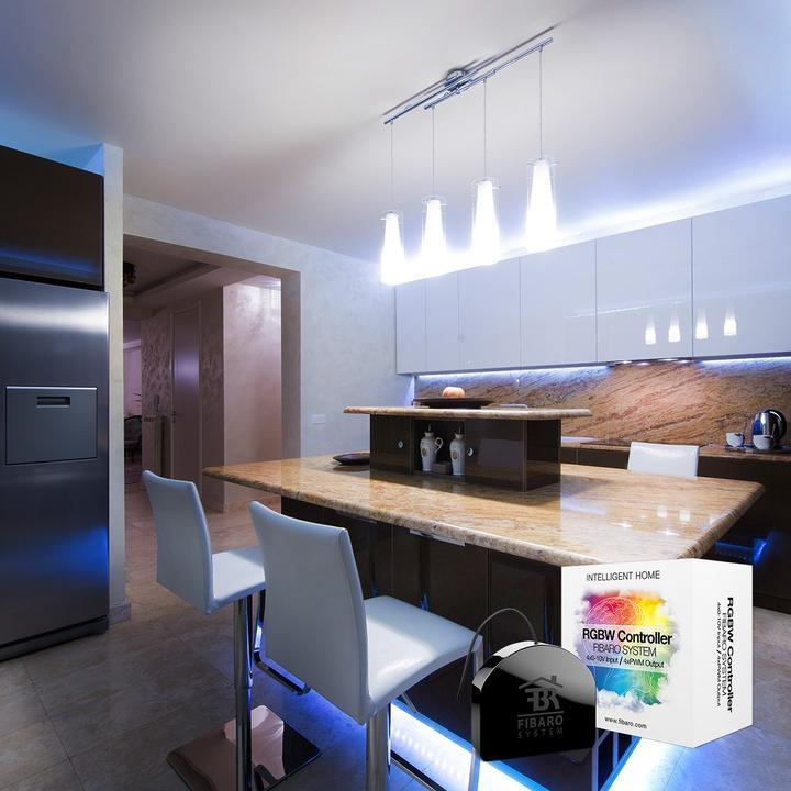 Produktbild Fibaro RGBW Controller (Dimmaktor)