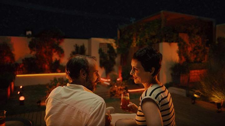 Produktbild Philips White and Color Ambiance (RGBW, 500 cm, Outdoor)