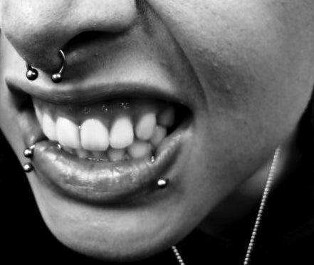 Produktbild Hermex Circular Barbell Piercing Edelstahl mit Zirkonia - Mokka (Edelstahl)