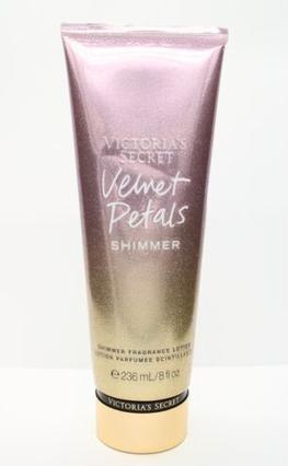 Victoria's Secret Velvet Petals Shimmer Fragrance Body Lotion 8 fl oz (Körperlotion, 8 ml)