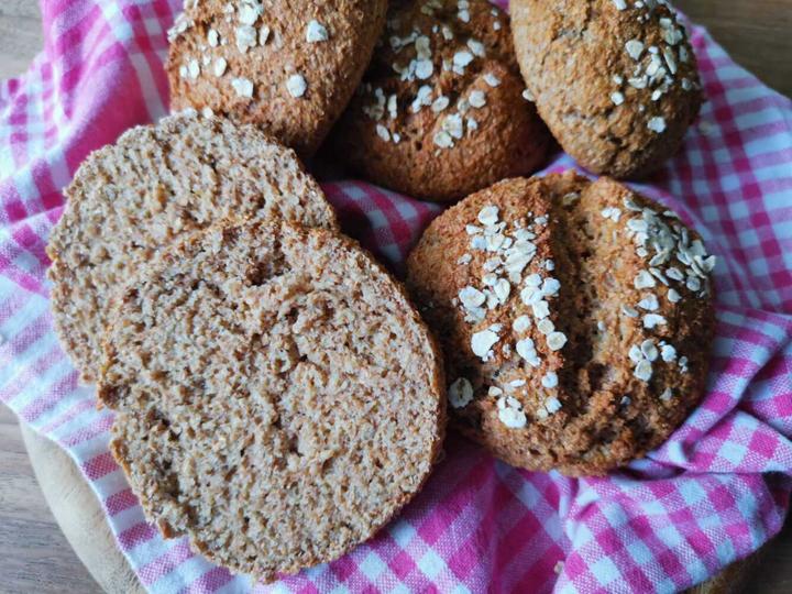 Produktbild Abnehmen mit Brot und Kuchen Teil 3 (Deutsch, Güldane Altekrüger, 2020)