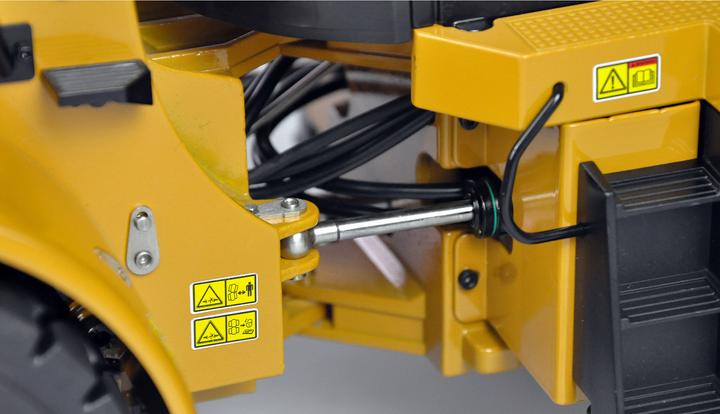 Image du produit Amewi Chargeuse sur pneus (RTR Prêt à fonctionner)