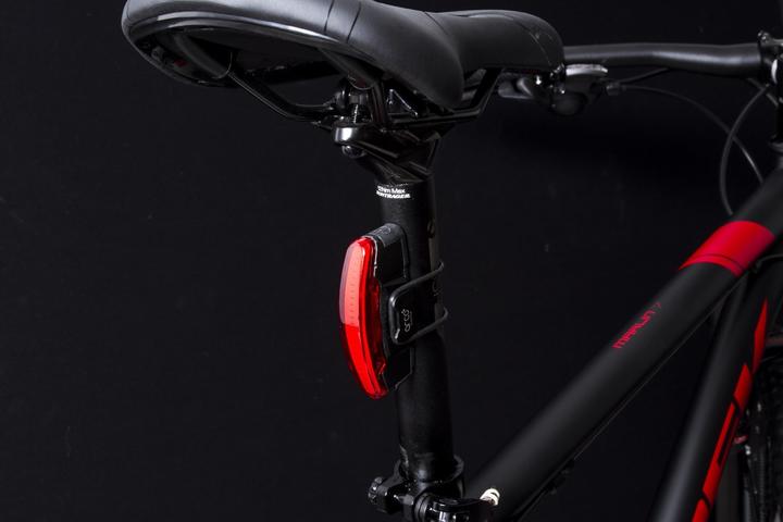 Actual product image Spanninga Arco Flash Rechargeable Rear Light (30 lm, 30 lm)