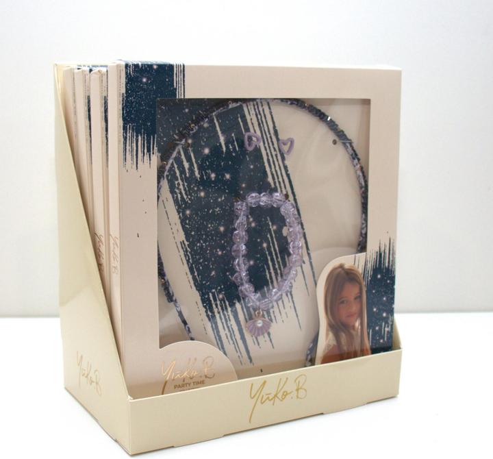 Actual product image Yuko.B Grace (Metal fibre, Cotton, Synthetic pearls, Ceramic, ABS)