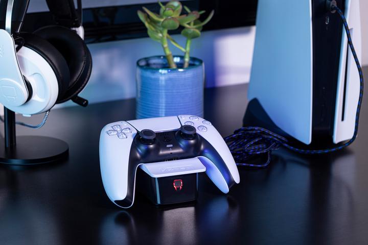 Actual product image Venom PS5 Controller Charger Docking Station (PS5)