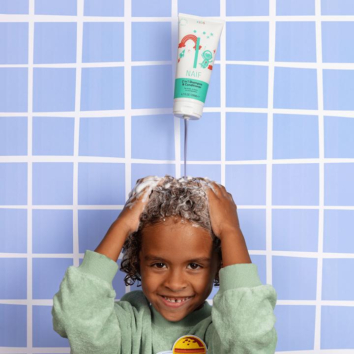 Produktbild Naïf 2 in1 Shampoo Kids (200 ml, Flüssiges Shampoo)