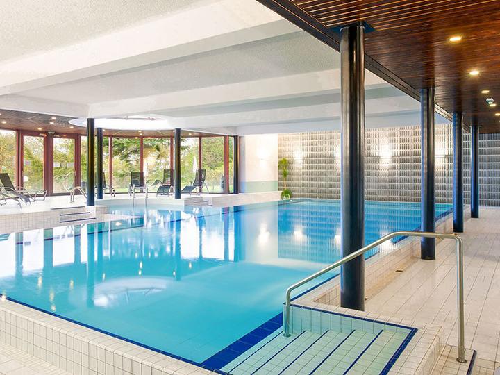 Produktbild Smartbox Aufregende Seilbahnfahrt mit 3-stündigem Spa-Zugang nahe Lugano (2 Pers.)