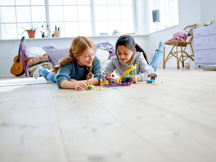 Produktbild LEGO Andreas Pool-Party (41374, LEGO Friends)