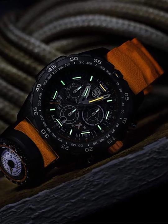 Image du produit Luminox Bear Grylls Survival Master 3740 Series (Swiss Made, Chronographe, Montre analogique, 45 mm)