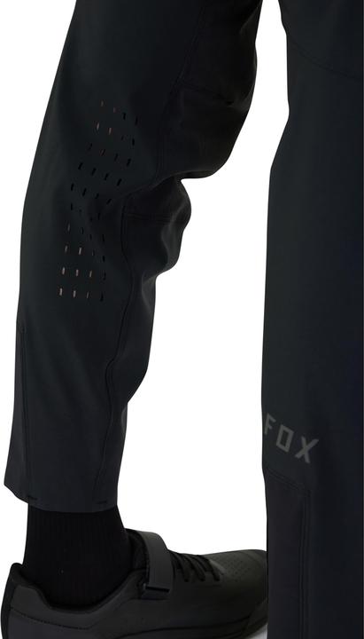 Fox PANT 23 DEFEND BLK 36 (36, XL)