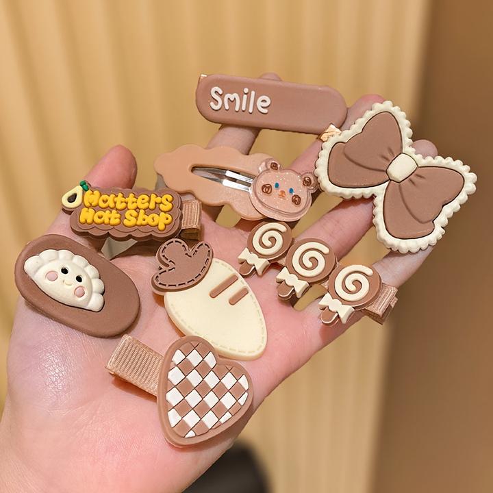 Image du produit Activity Board Set de 14 barrettes style preppy - accessoires de coiffure en résine avec accents en laine pour (1 pcs)
