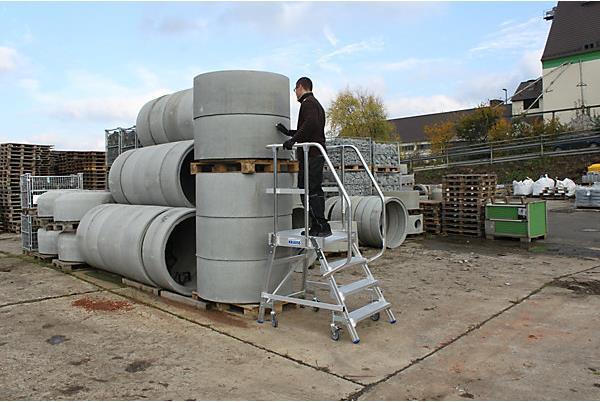 Produktbild Krause Podestleiter (Plattformleiter, 135 cm)