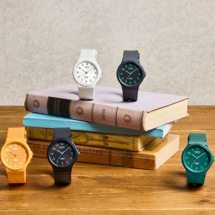 Produktbild Casio Uhr Unisex Kollektion Grünes Gehäuse und (Analoguhr)