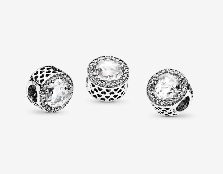 Actual product image Pandora Charms/Beads Radiant Wreath of Hearts (Silver)