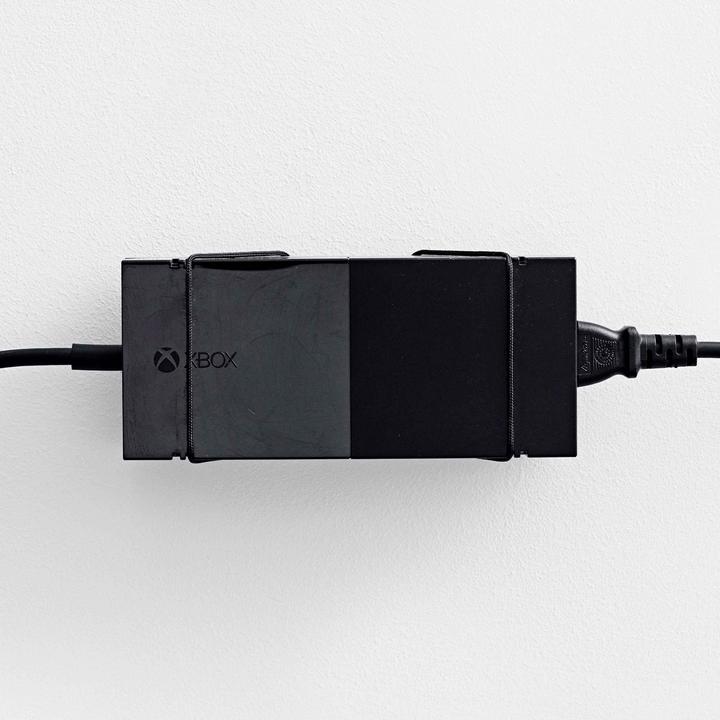 Image du produit Floating Grip Support mural (Xbox One X, Xbox One S, Xbox Series S, Xbox Series X)