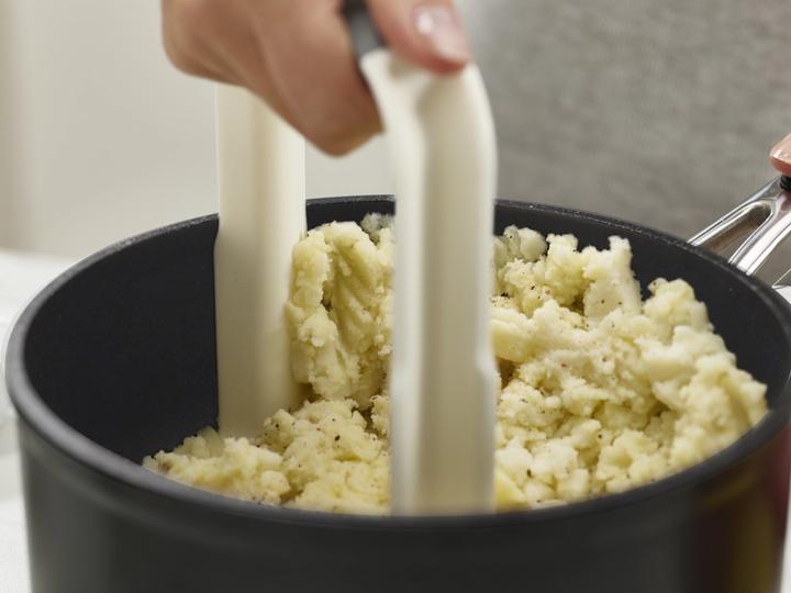 Image du produit Joseph Joseph Easy-Mash Ergonomischer Kartoffelstampfer - Weiss