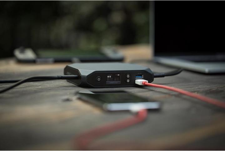 Actual product image Omnicharge Omni 20c+ (20000 mAh, 100 W, 71 Wh)