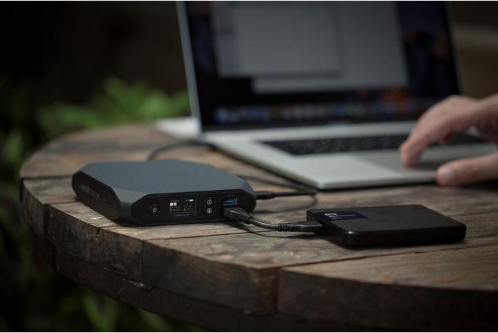 Actual product image Omnicharge Omni 20c+ (20000 mAh, 100 W, 71 Wh)