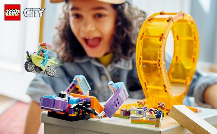 Actual product image LEGO Chimpanzee stunt looping (60338, LEGO City)