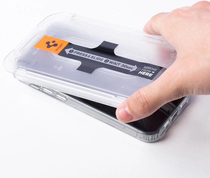 Produktbild Spigen Glas.tR EZ Fit (2 Stück, Apple iPhone 14, Apple iPhone 13, Apple iPhone 13 Pro)