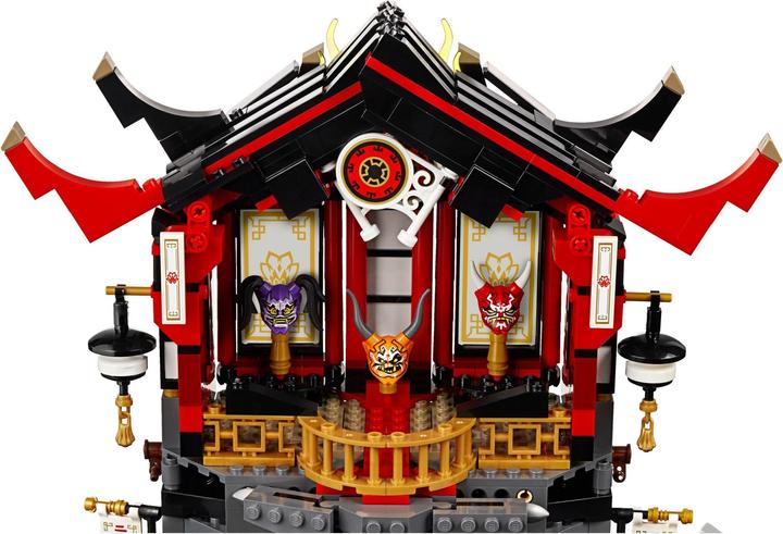 Actual product image LEGO Ninjago Temple of Resurrection (70643, LEGO Ninjago)
