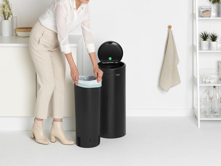 Actual product image Brabantia Touch Bin New (30 l)