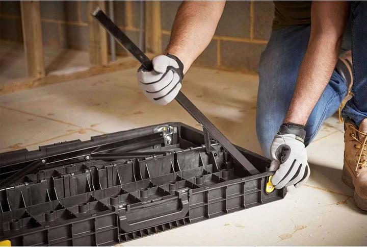 Actual product image Black & Decker Essential Portable Workbench| 130162 (85 cm, 61 cm)