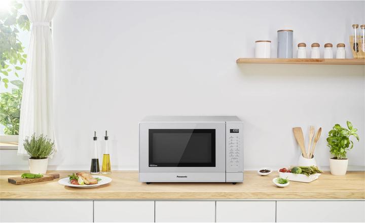 Actual product image Panasonic NN GT 47 (31 l)