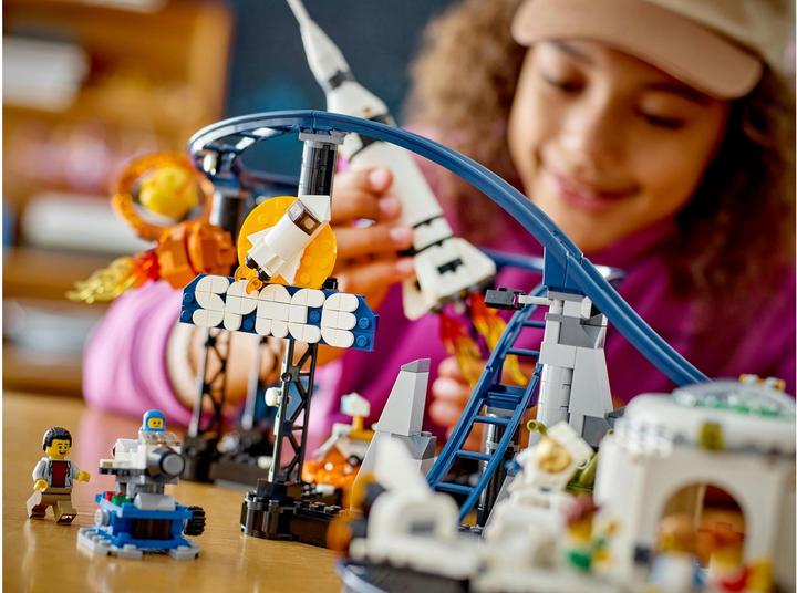 Produktbild LEGO Weltraum-Achterbahn (31142, LEGO Creator Expert)