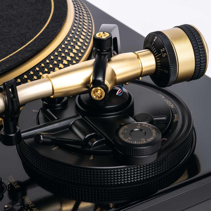 Image du produit reloop RP-7000 MK2 Édition limitée or