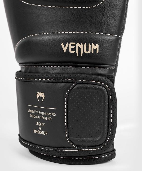 Image du produit Venum Impact Evo Boxing Gloves - Black - 14 Oz (14 OZ)