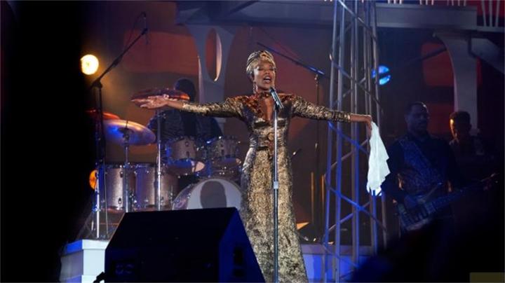 Image du produit Magni Whitney Houston : I Wanna Dance With Somebody - BR (Blu-ray, 2023, Anglais, Allemand, Italien)