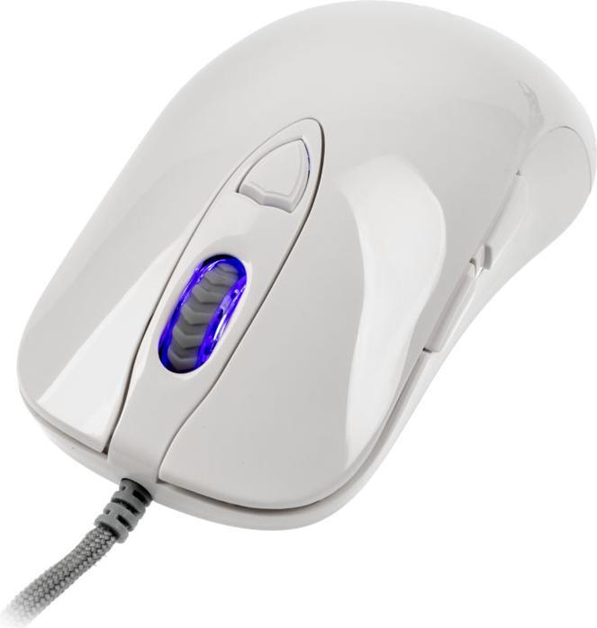 Actual product image Dream Machines DM1 FPS (Cable)