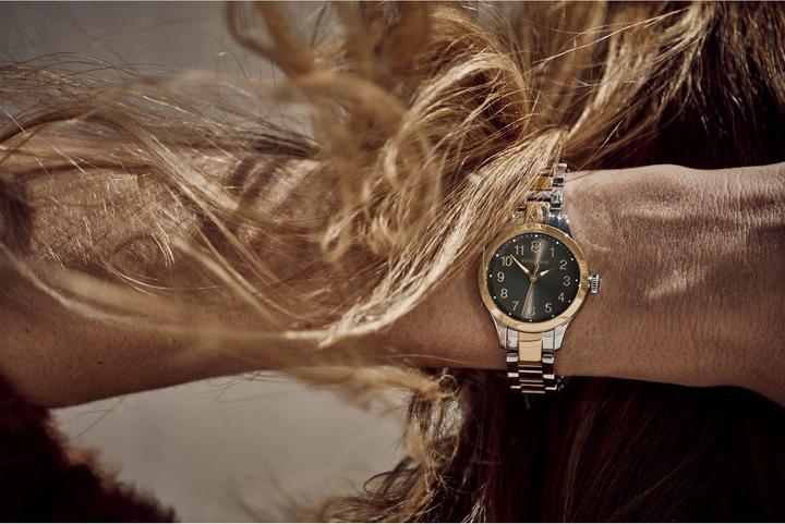 Actual product image Victorinox Alliance XS (Analogue wristwatch, Swiss made, 28 mm)