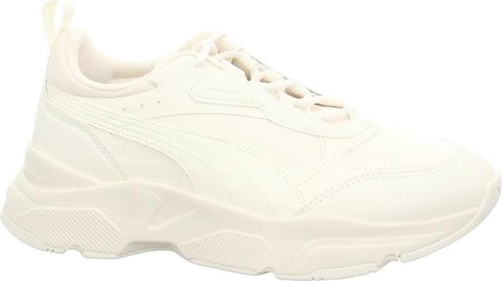Actual product image Puma Cassia SL (39)