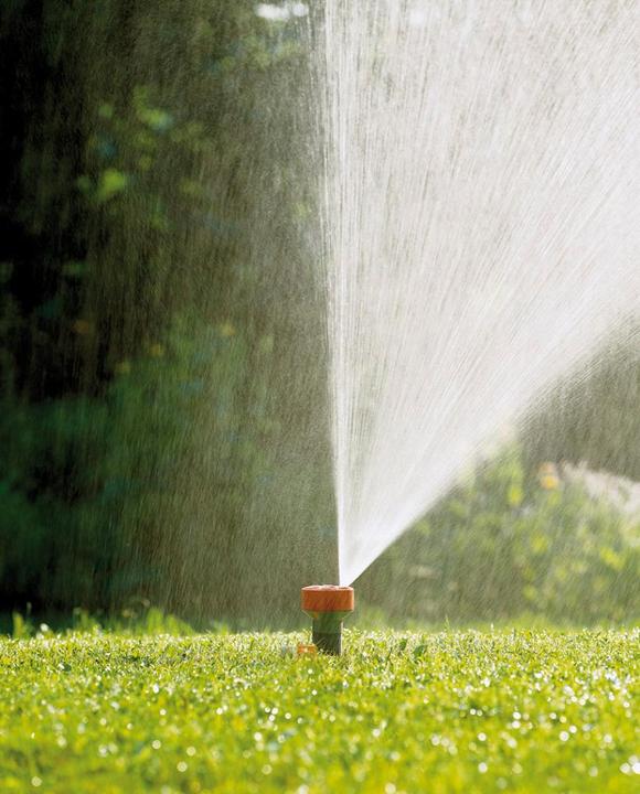 Immagine prodotto Gardena Classica torsione dell'irrigatore a 4 piastre - Azione (Area irrigatore)