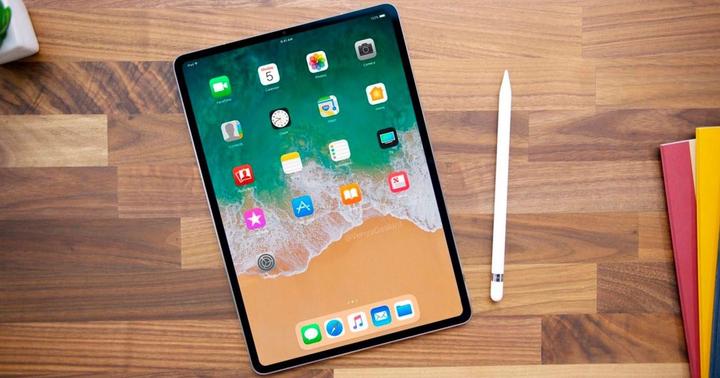 Produktbild Apple iPad Pro (3G, 10.50", 64 GB, Space Gray)