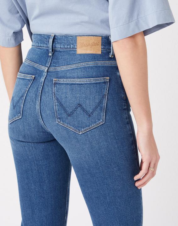 Actual product image Wrangler Straight (29)