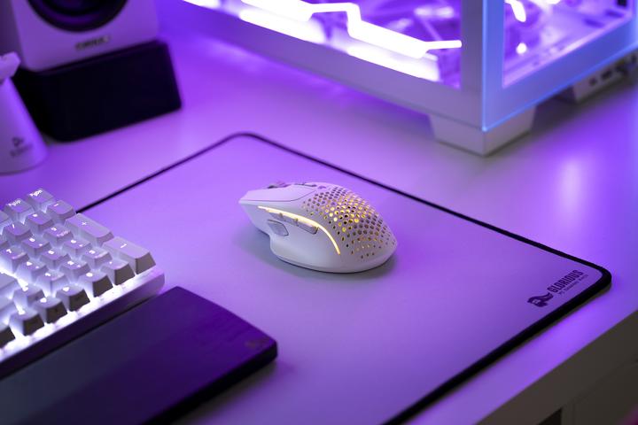 Actual product image Glorious Model I 2 Wireless (Wireless)