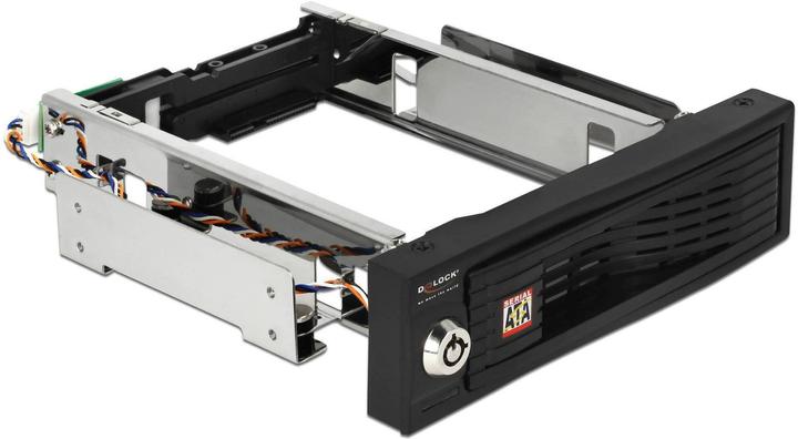 Image du produit Delock Cadre de montage 5.25 3.5 SATA HDD protégé, hot-swap