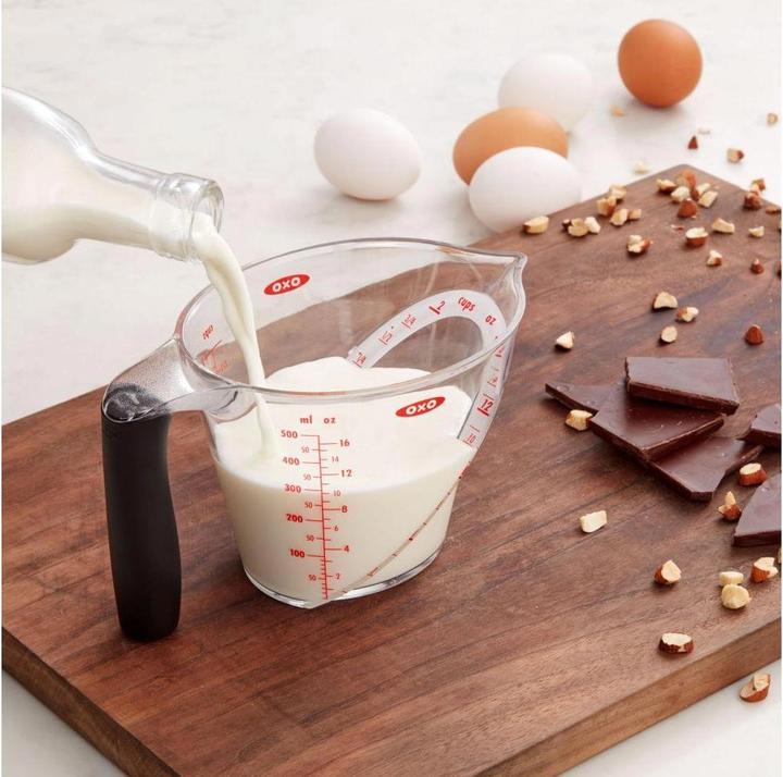 Produktbild OXO Abgewinkelter Messbecher (250 ml)
