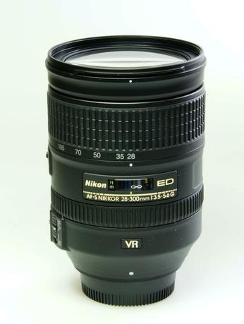 Nikon AF-S Nikkor 28-300mm f/3.5-5.6G ED VR (Nikon F, Vollformat)