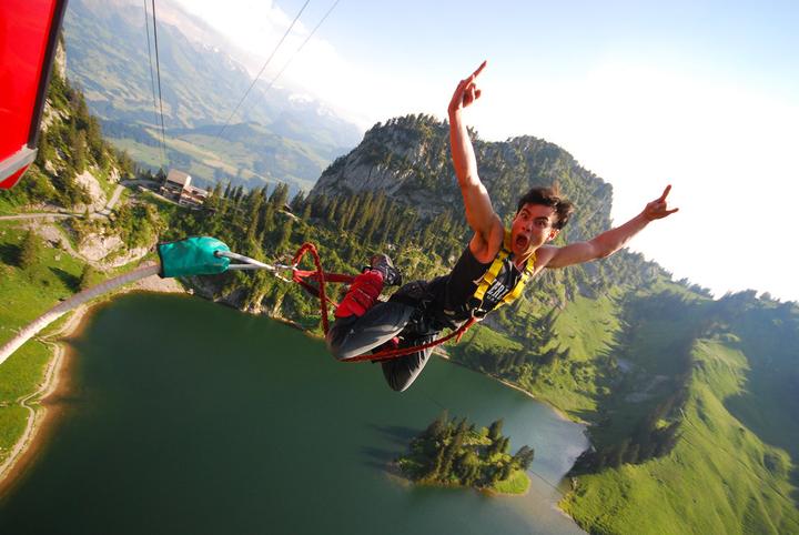 Produktbild Bungee Jumping (1 Pers.)