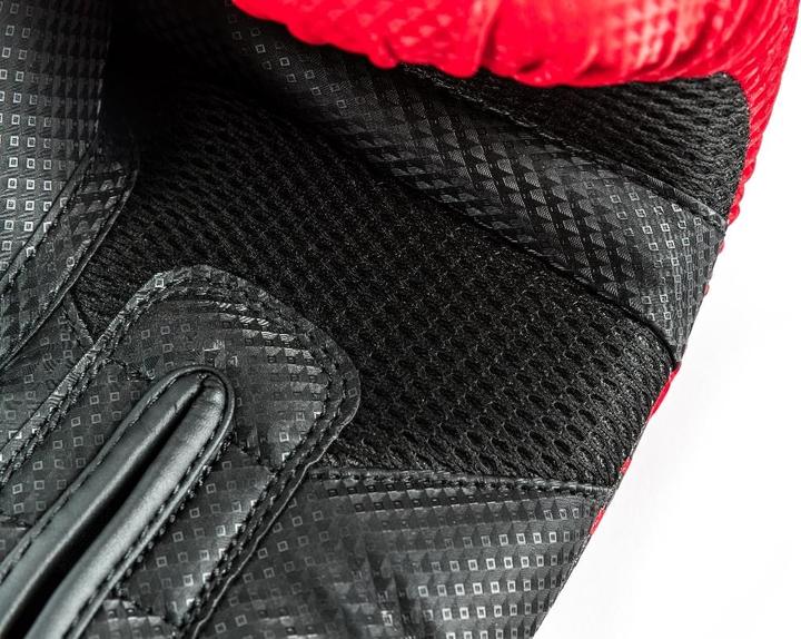 Actual product image UFC PRO Performance Rush Training Gloves (16 OZ)