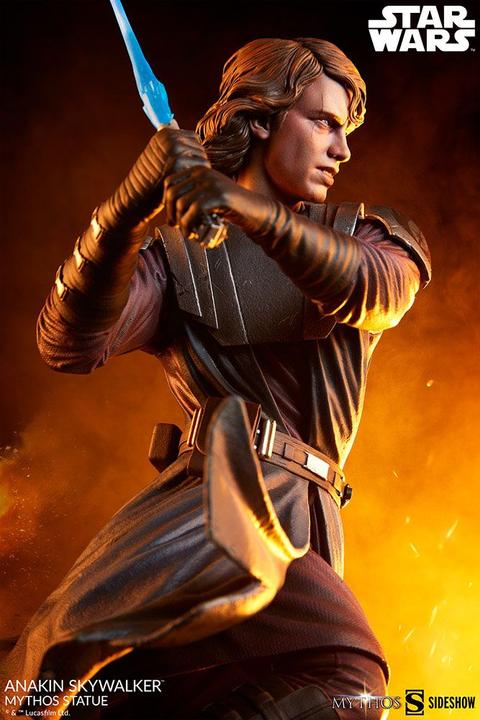 Actual product image Sideshow Star Wars "Anakin Skywalker" 1/5 Mythos Statue