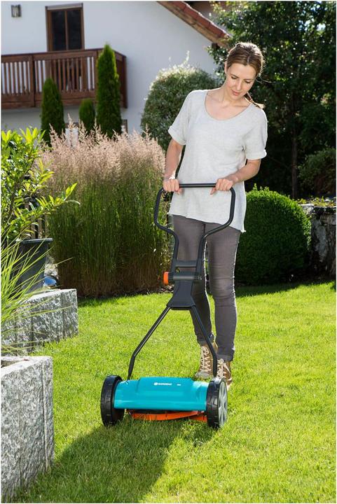 Produktbild Gardena Classic 330 (Manuell)