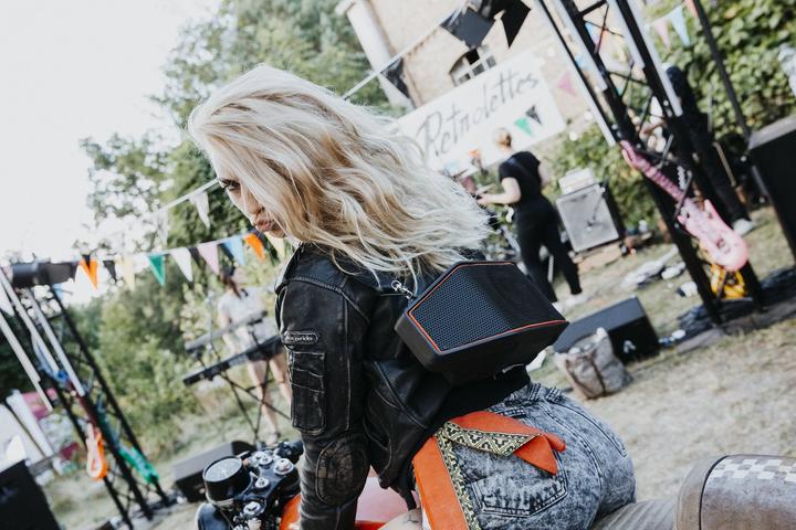 Produktbild Teufel Rockster Cross (16 h, Akkubetrieb, Netzbetrieb)