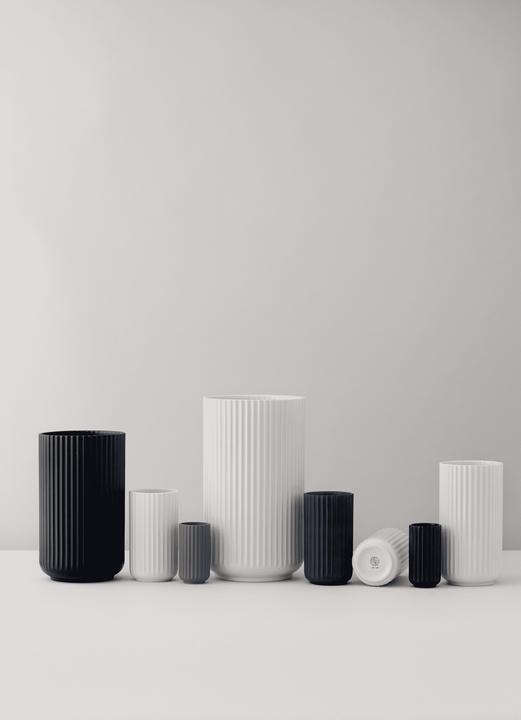 Produktbild Lyngby Vase Schwarz (1 x, Ø 17 x 31 cm)